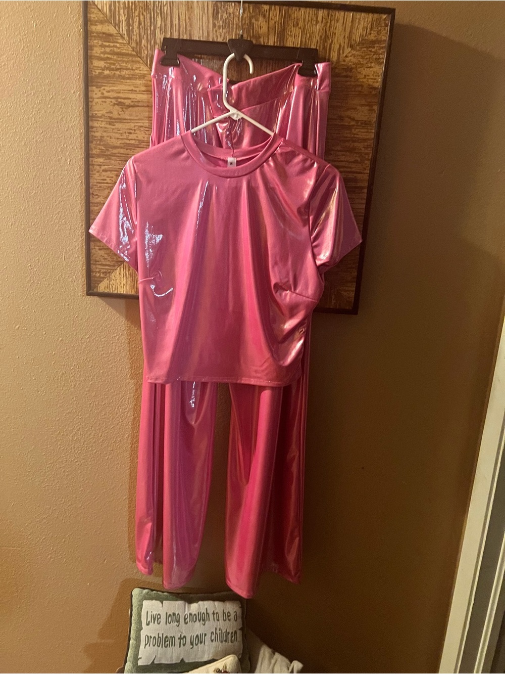 Beautiful fuschia two piece pants set size XL.  Very stylish and comfortable